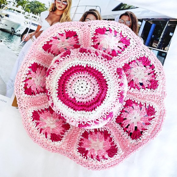 Steve Madden Accessories - NWT!  Crochet Floral Straw Bucket Hat